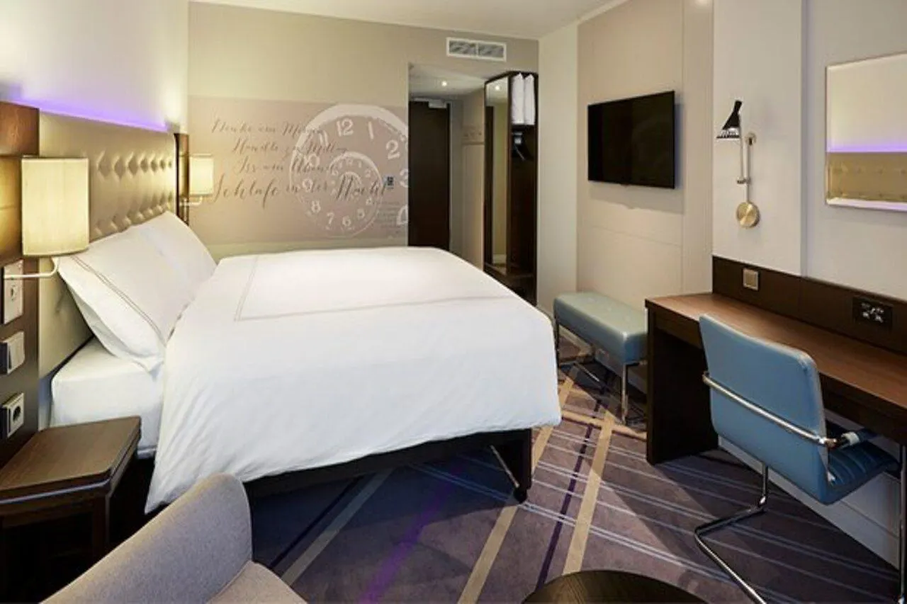 Premier Inn Duesseldorf City Friedrichstadt 3*, Dusseldorf