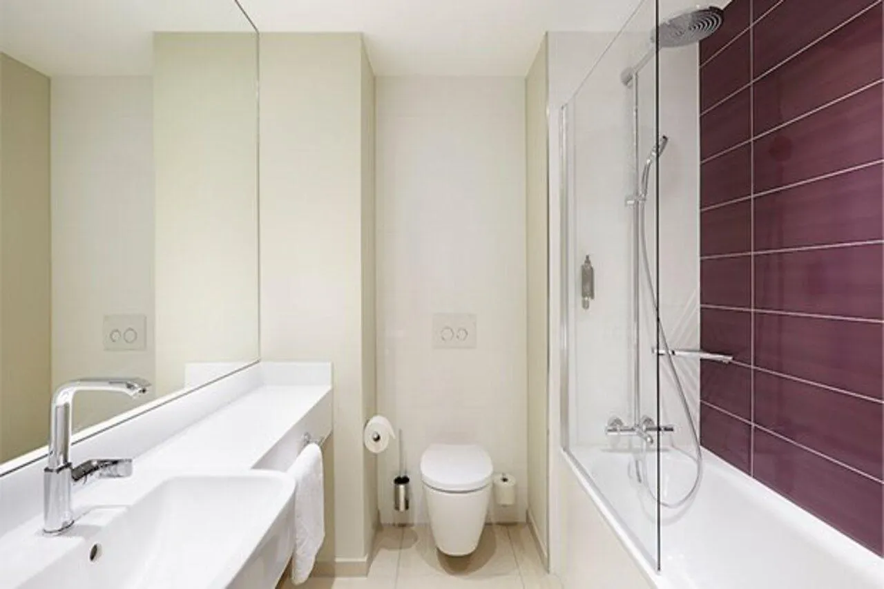 Premier Inn Duesseldorf City Friedrichstadt 3*, Dusseldorf